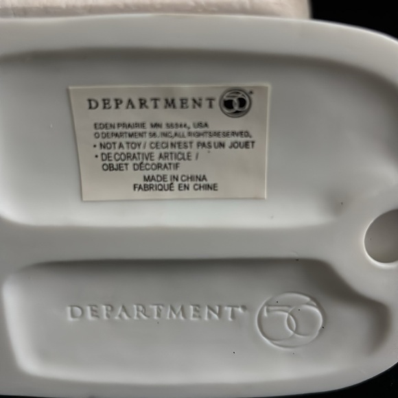 Department 56 Dickens Village Gourmet Chocolate Delivery Wagon - Picture 8 of 8